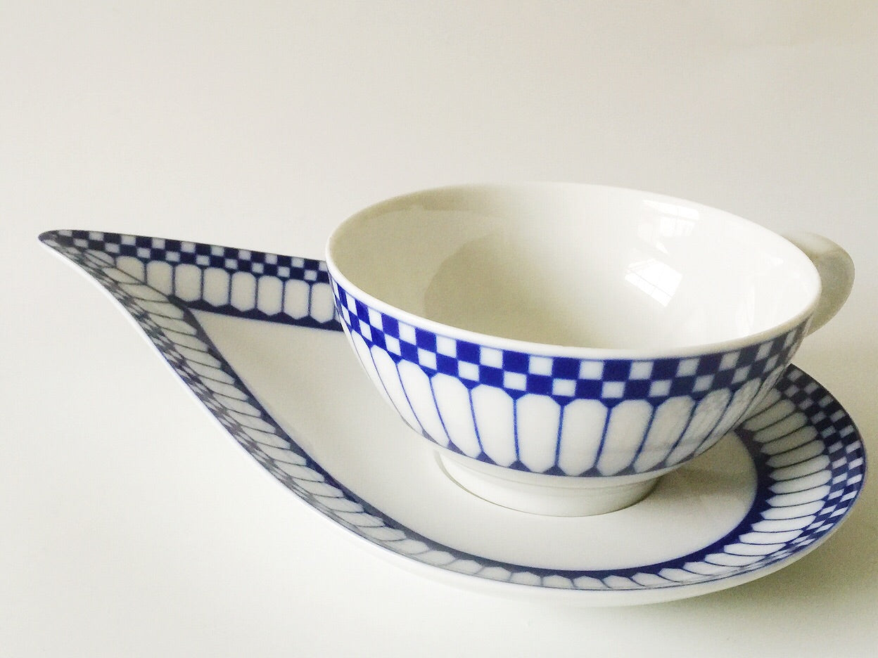 Porcelain - Konigl.pr.Tettau Alt Friesland Jade Blue White Teacup Leaf Shape Saucer