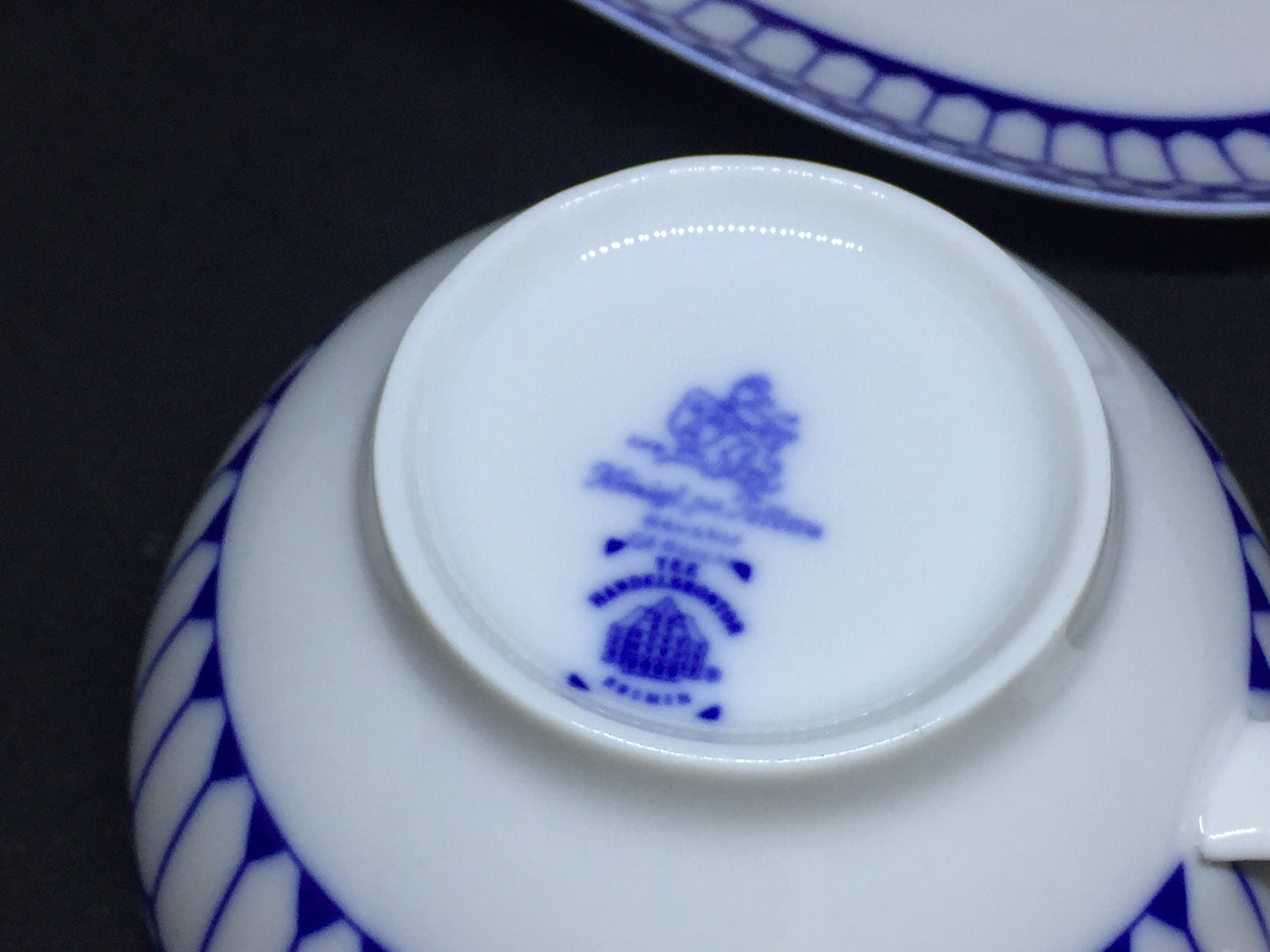 Porcelain - Konigl.pr.Tettau Alt Friesland Jade Blue White Teacup Leaf Shape Saucer